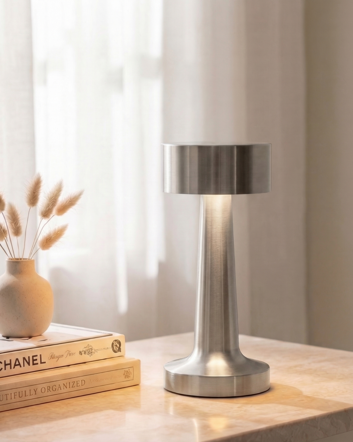 Moderne Draadloze Tafellamp – Oplaadbare LED – Metalen Afwerking