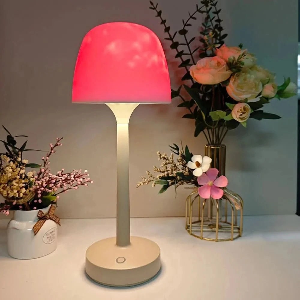 LUMICUBE – Modern RGB LED Table Lamp