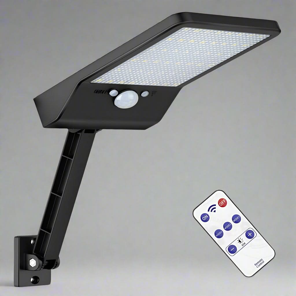LumiGuard solar spotlight - LED outdoor light with motion sensor & remote control