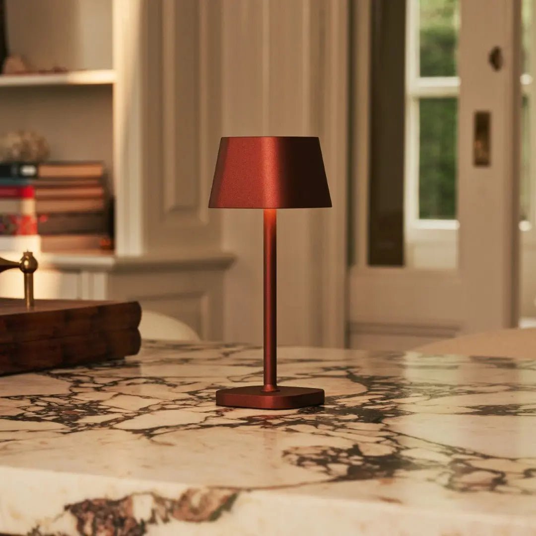 BRONZIFY – Elegant Bronze Table Lamp, Dimmable & Cordless