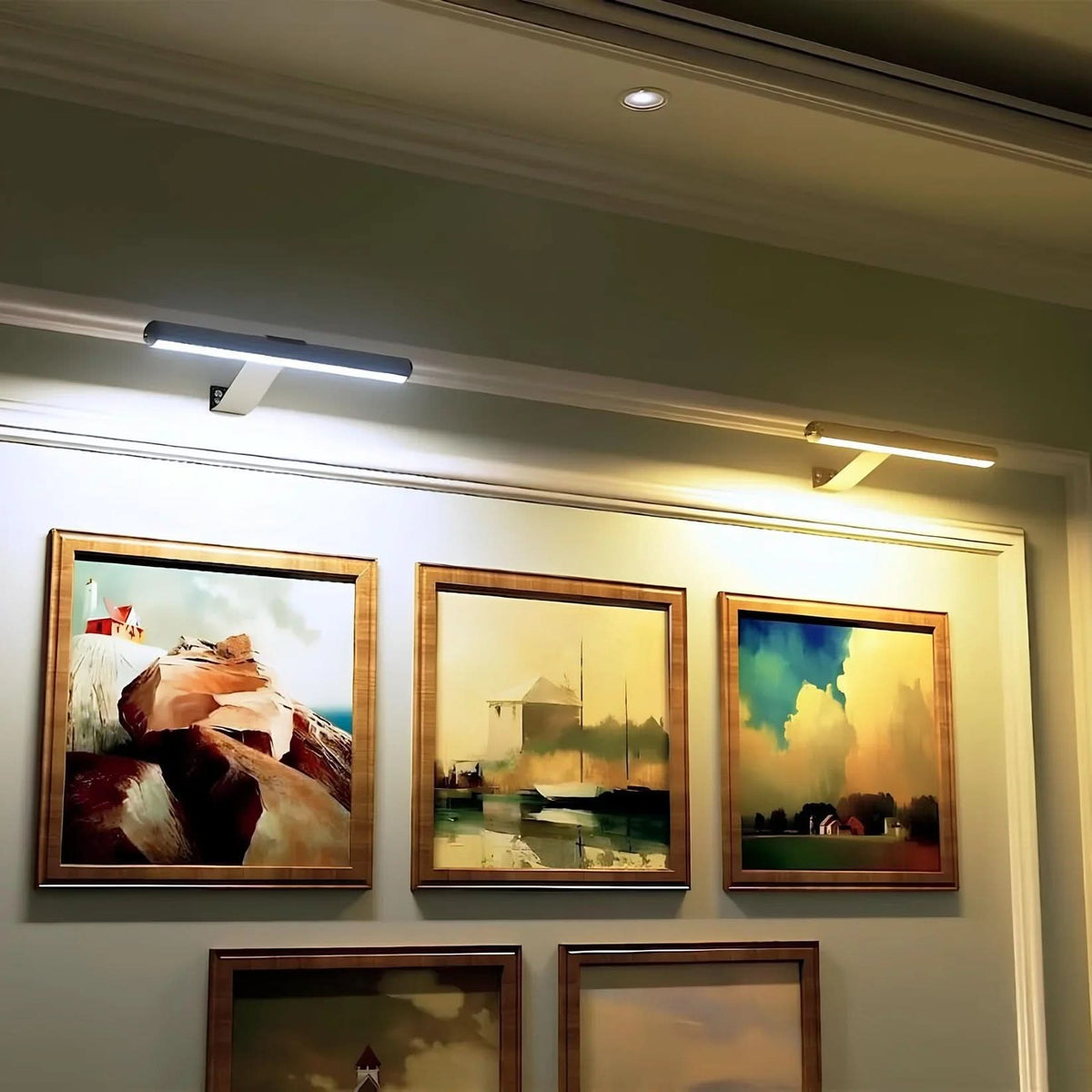 ARTGLOW - Rotatable LED Wall Light – Wireless & Stylish for Any Gallery Wall