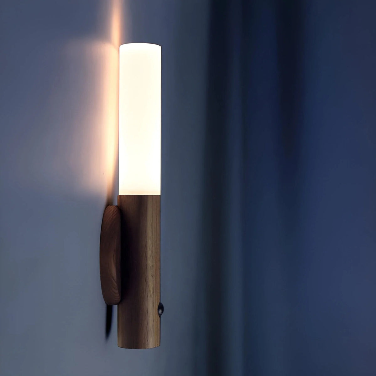 NordLicht Motion Sensor Wall Light