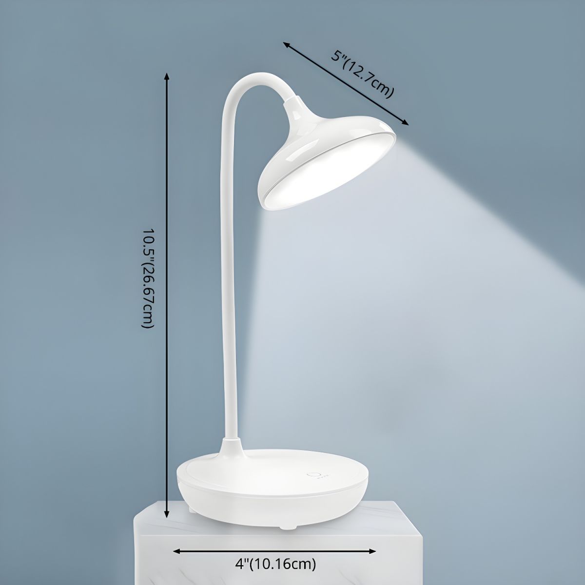 Moderne oplaadbare led-tafellamp met touchbediening