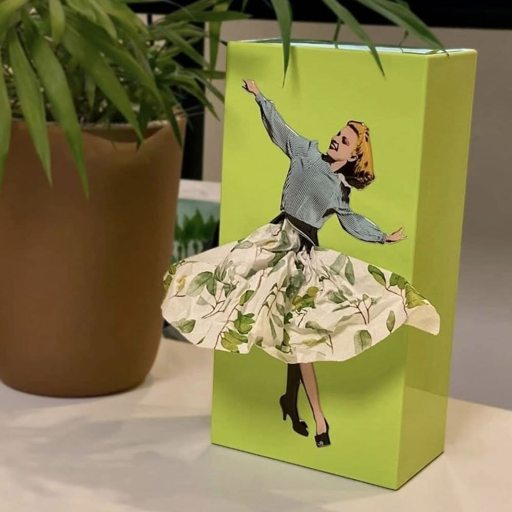 TISSUDANCE – Playful Rock Tissue Box for Creative Home Decoration