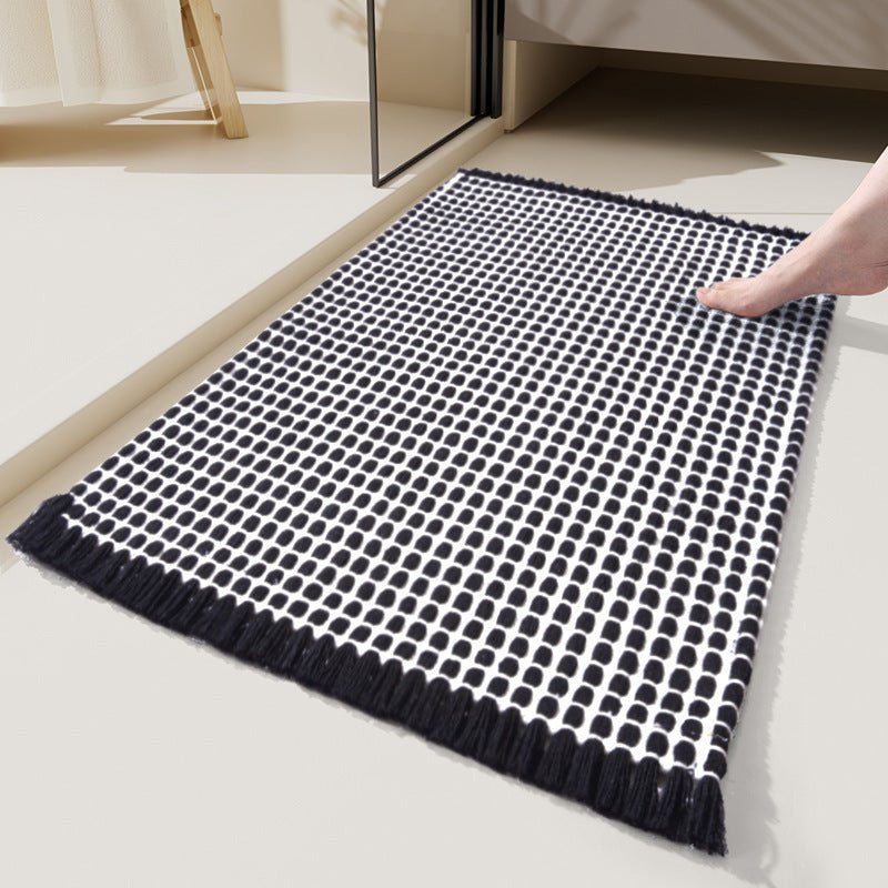 DRYLOOM – Absorbent thick microfiber bath mat for safe bathroom floors