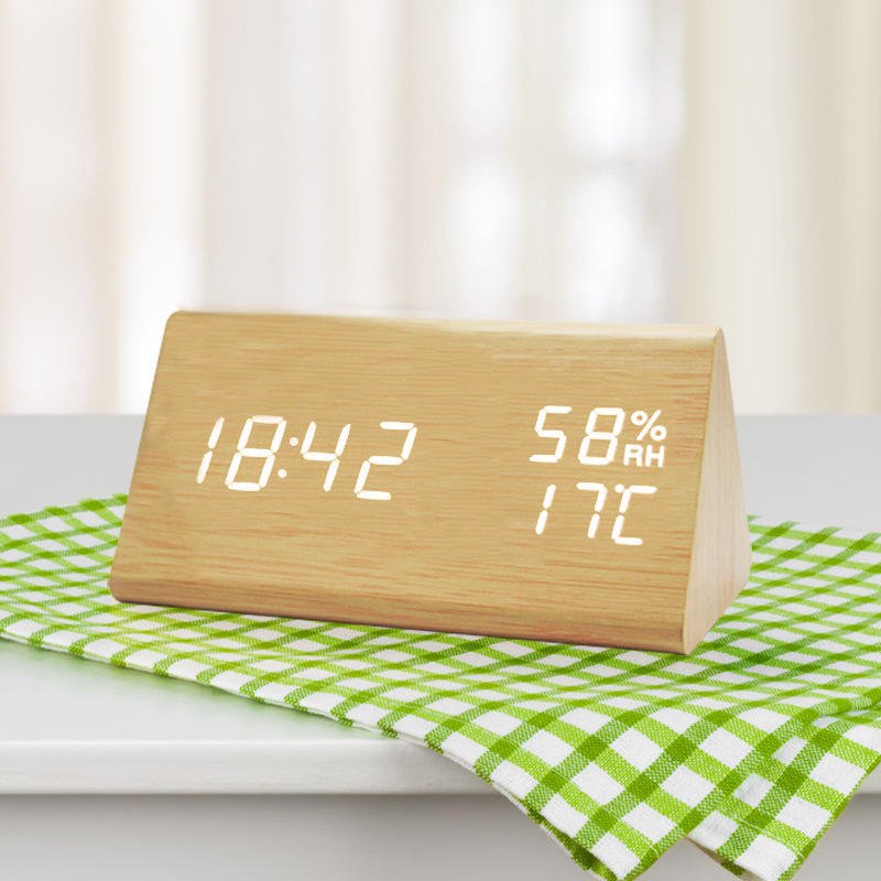ECOCLOCK – Minimalist Digital Wooden Clock with Temperature Display & Light Control