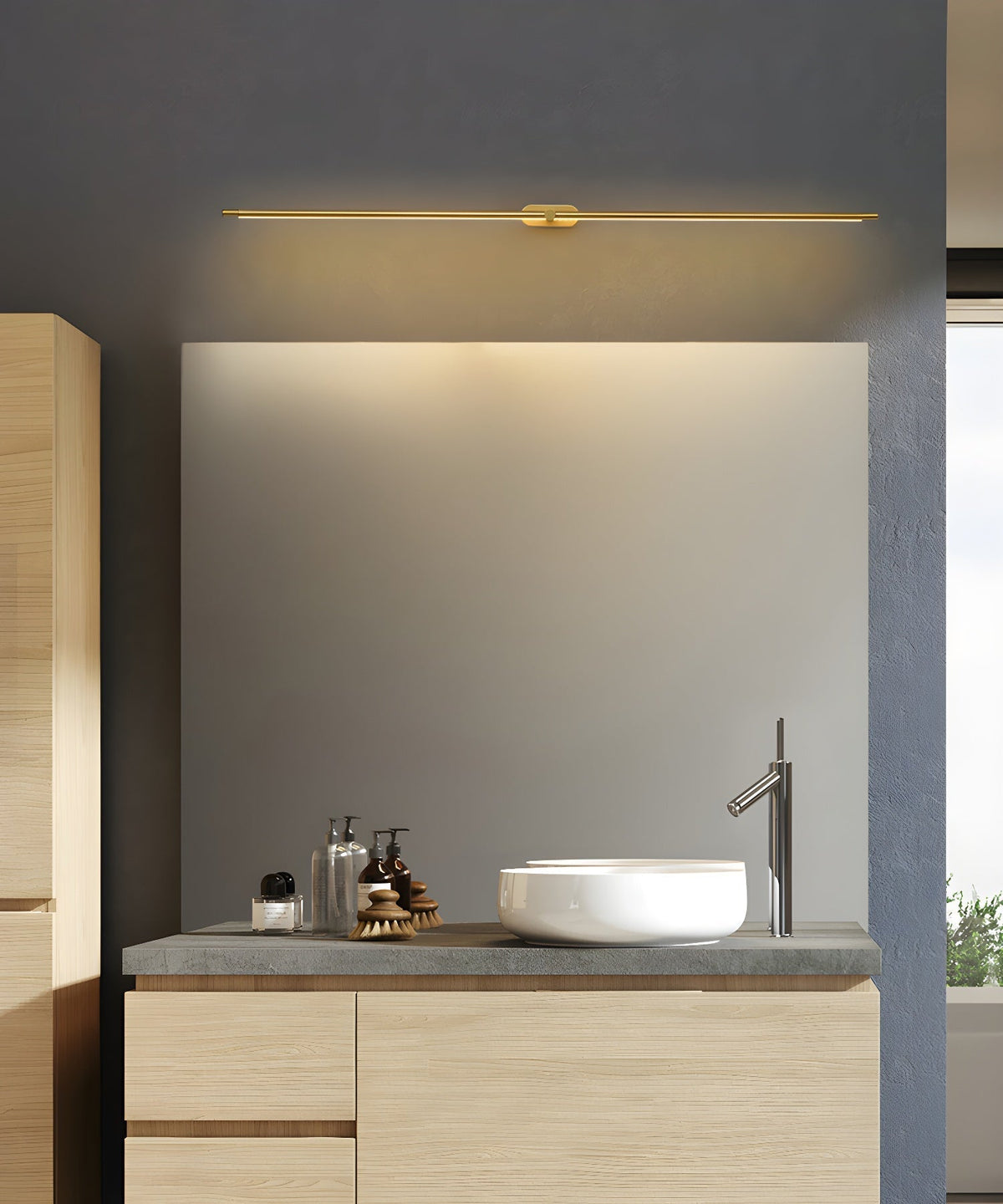Lumio Slim Linear Wall Light