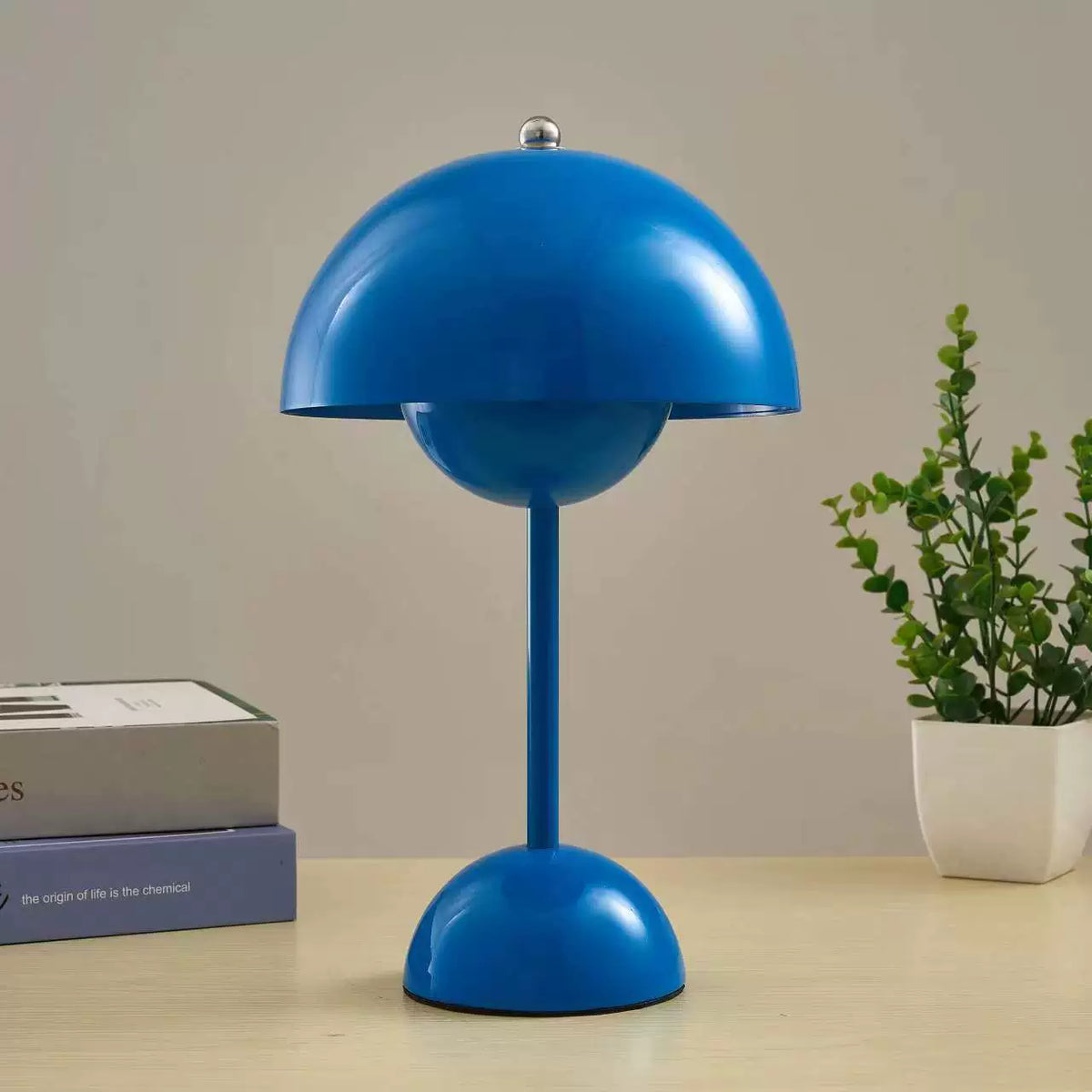 Meridian | Cordless Dome Table Lamp with Touch Dimming