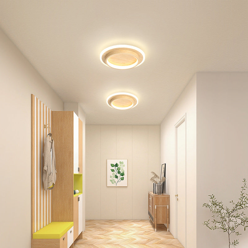 Plafondlamp met vlakke ronde diffuser ontwerp