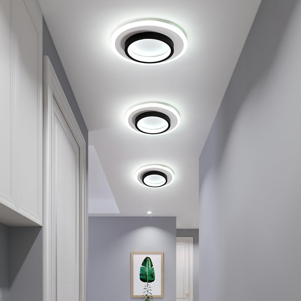 Plafondlamp met vlakke ronde diffuser ontwerp
