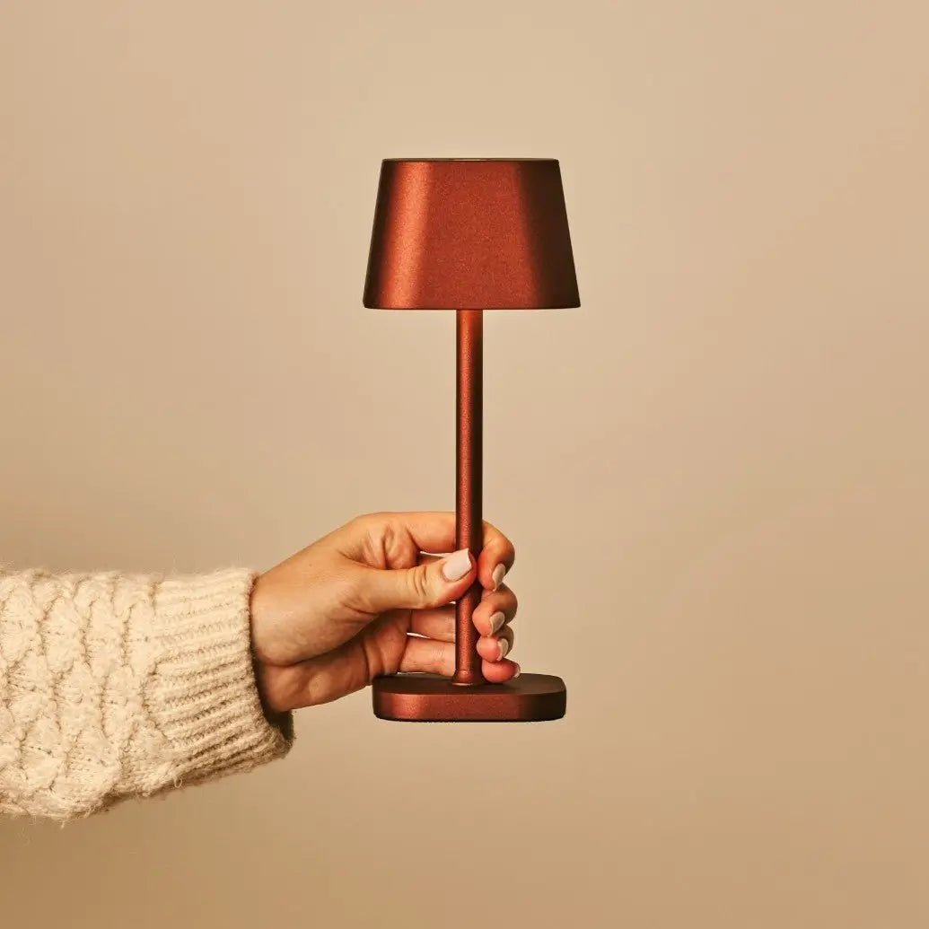 BRONZIFY – Elegant Bronze Table Lamp, Dimmable & Cordless