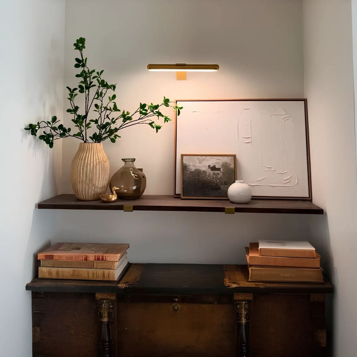 ARTGLOW - Rotatable LED Wall Light – Wireless & Stylish for Any Gallery Wall