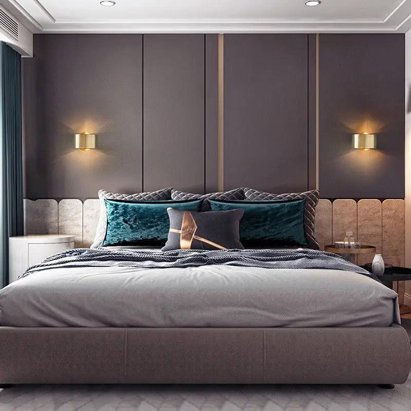NOIRVEL – Elegant Wall Light for Stylish Lighting