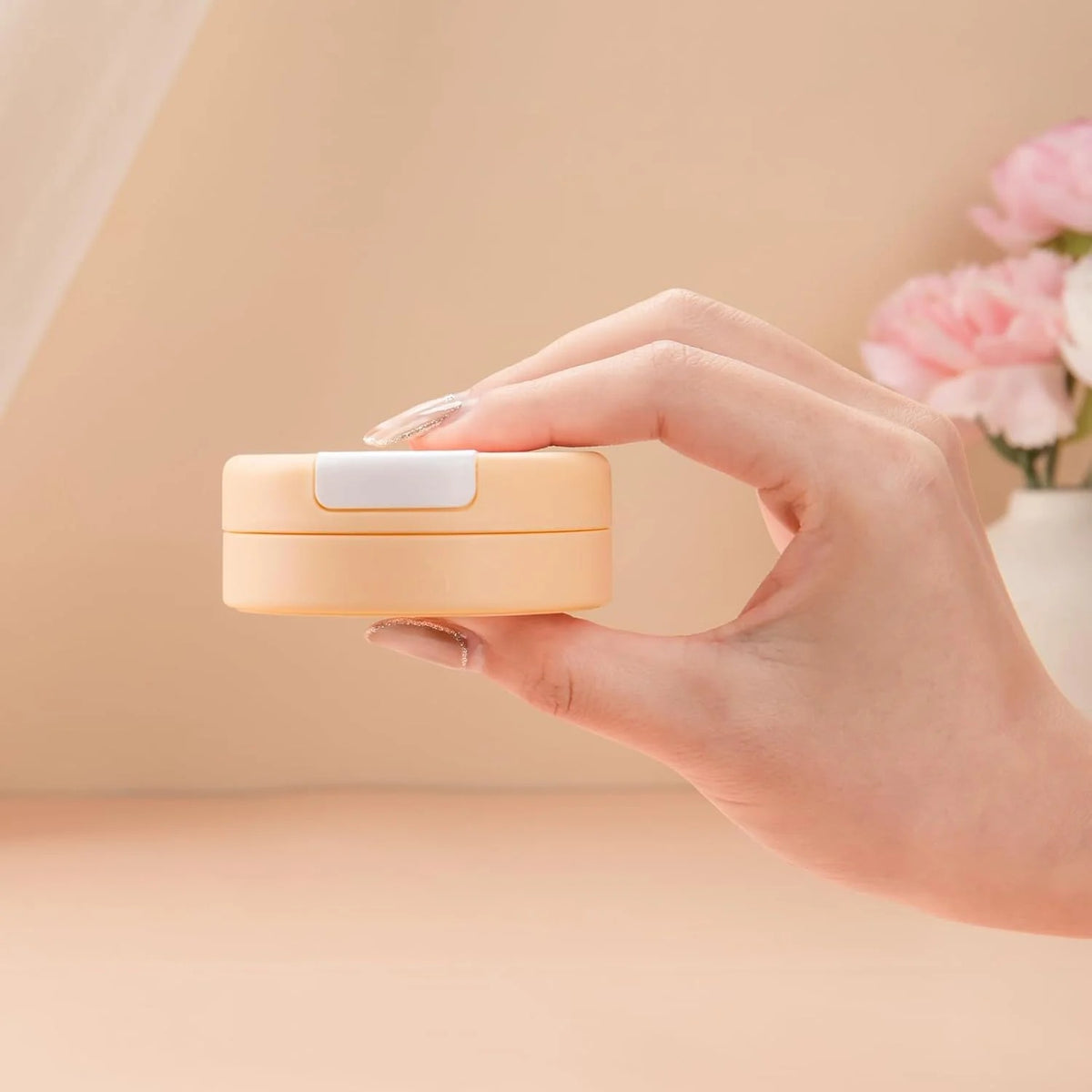 Magnetic Travel Cosmetic Containers